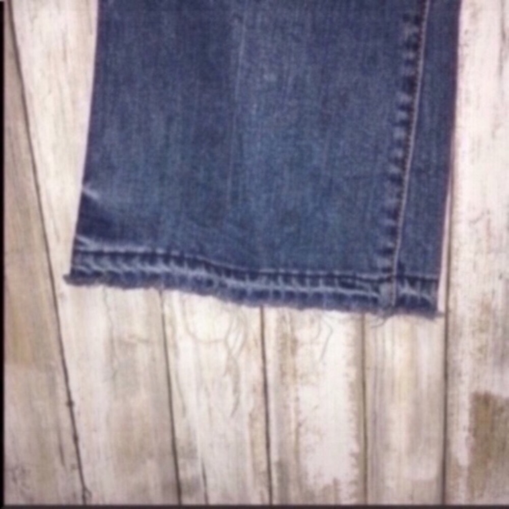 American Eagle Distressed Flare Jeans - Picture 4 of 6